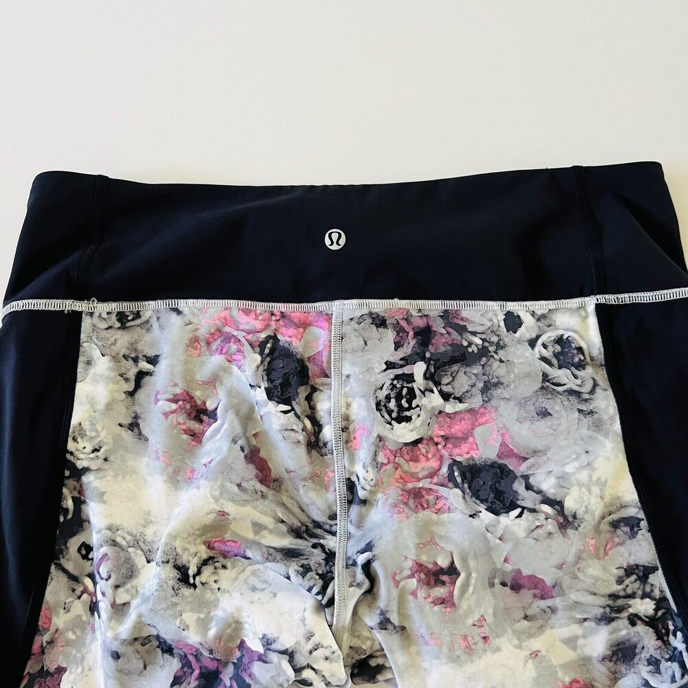 LULULEMON ATHLETICA White Deep Navy Blue If You Are Lucky Crop Leggings - US 12 - Picture 5 of 9